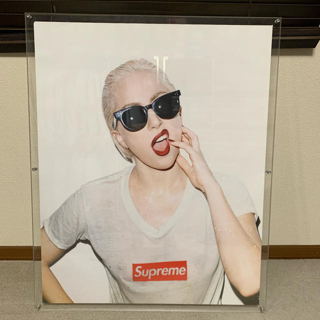 Supreme(シュプリーム)のsupreme シュプリーム　レディーガガ　写真　ポスター　テリーリチャードソン エンタメ/ホビーのアニメグッズ(ポスター)の商品写真