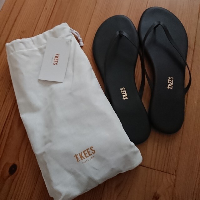 IENA(イエナ)のTkees☆チャコールグレー☆40 レディースの靴/シューズ(サンダル)の商品写真