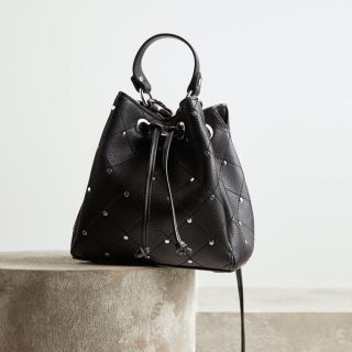 zara スタッツバッグ