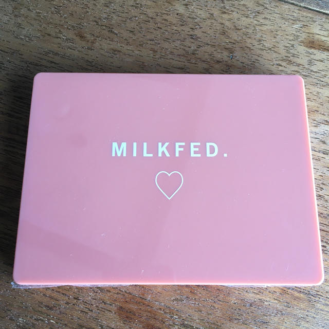 MILKFED.(ミルクフェド)のミルクフェド★メイクパレット★アイシャドウ★チーク★リップ コスメ/美容のキット/セット(コフレ/メイクアップセット)の商品写真