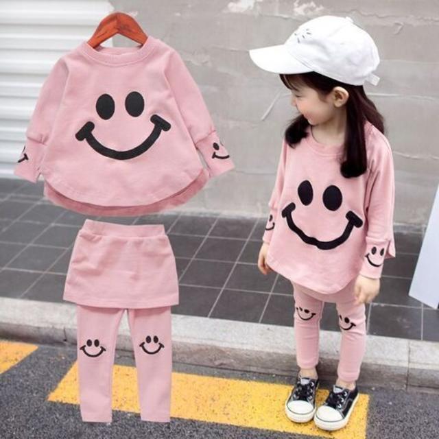 子供服 セットアップ ツーピース にこちゃん スマイル キッズ/ベビー/マタニティのキッズ服女の子用(90cm~)(その他)の商品写真