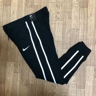 ナイキ(NIKE)の《新品未使用》ナイキ キッズ スウェットパンツ ラインパンツ 170(カジュアルパンツ)