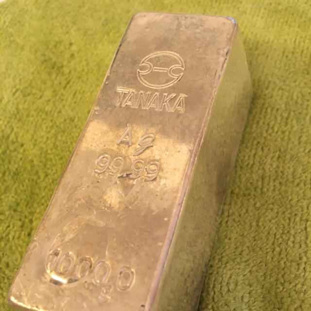 銀 Ag シルバー インゴット 1㎏ 99.99%の通販 by けん's shop 銀 Ag シルバー インゴット 1㎏ 99.99%の通販 by けん's shop