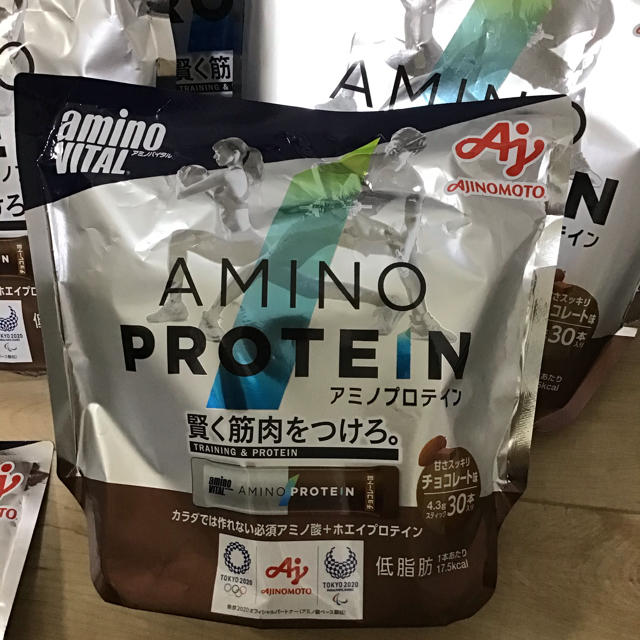 味の素(アジノモト)の未開封　アミノプロテイン　チョコレート味 食品/飲料/酒の健康食品(プロテイン)の商品写真