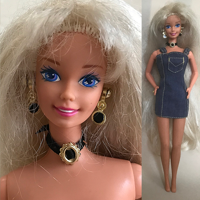 Barbie(バービー)の【バービー】人形 ドール デニムワンピ&ピアス&チョーカー付 ロング髪 シルバー エンタメ/ホビーのおもちゃ/ぬいぐるみ(キャラクターグッズ)の商品写真