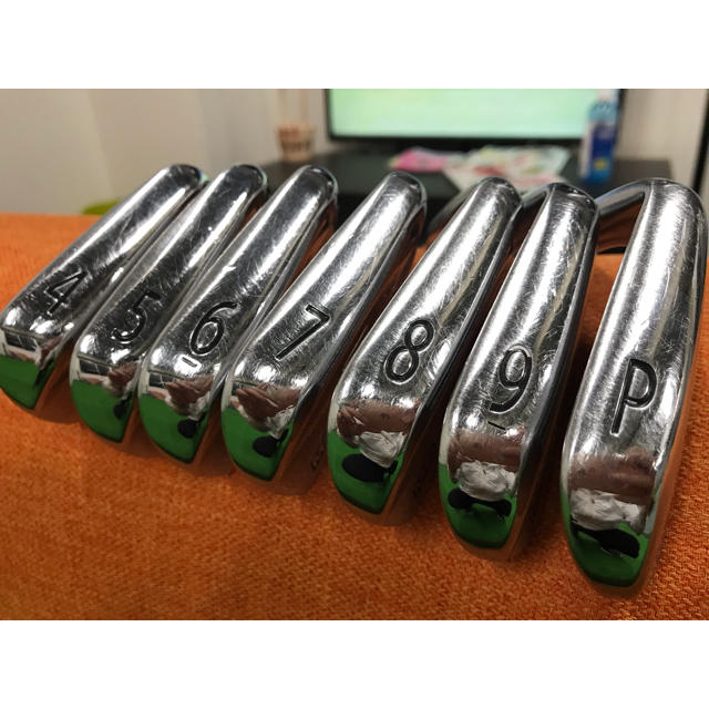 Titleist(タイトリスト)のタイトリスト　718 MB  ツワーホワイト！ スポーツ/アウトドアのゴルフ(クラブ)の商品写真