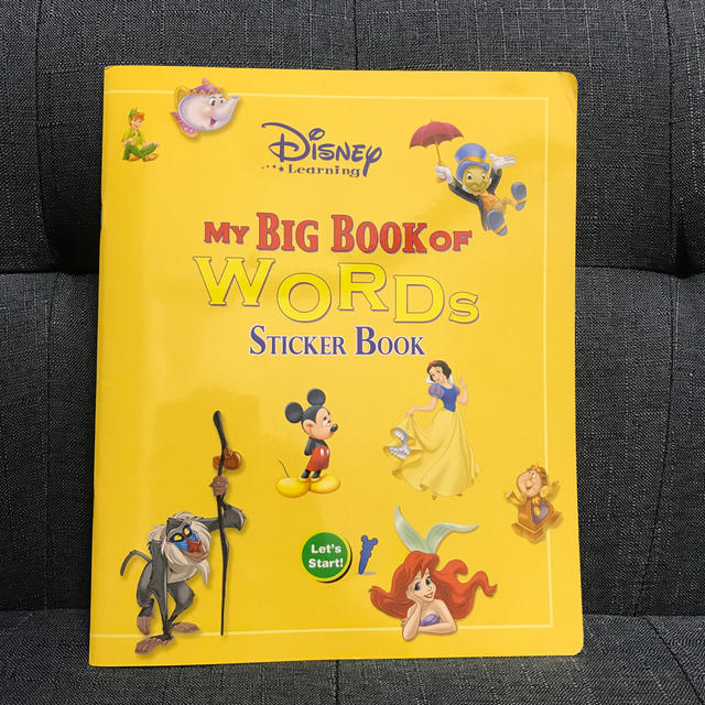 Disney(ディズニー)のMY BIG BOOK OF WORDs STICKER BOOK キッズ/ベビー/マタニティのおもちゃ(知育玩具)の商品写真