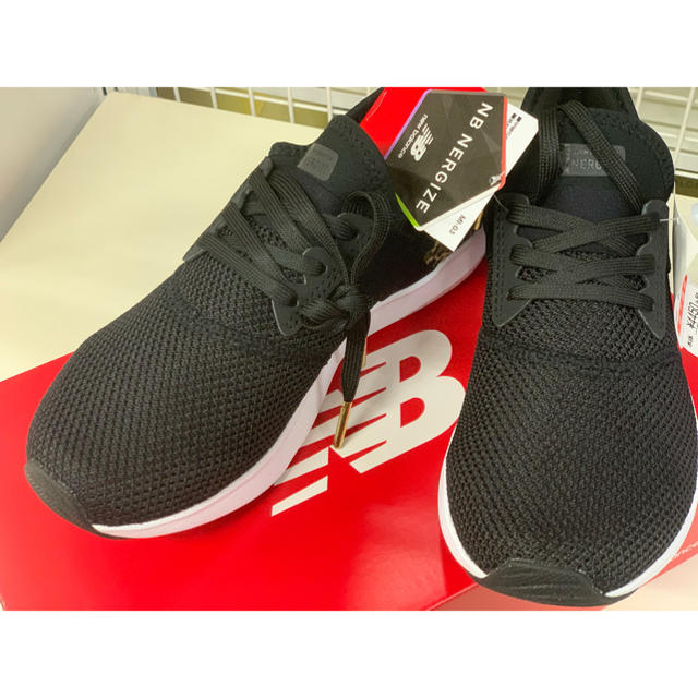 新品New balance ヒョウ柄スニーカー　23.5センチ | フリマアプリ ラクマ