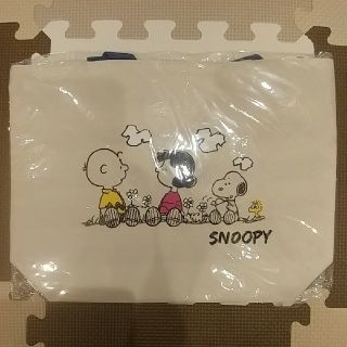 スヌーピー(SNOOPY)の【新品未開封】スヌーピー バッグ 布 アイボリー(キャラクターグッズ)