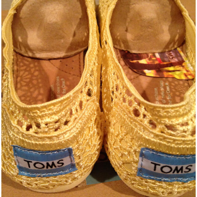 TOMS(トムズ)のTOMS トムス クラッシェ レモン  レディースの靴/シューズ(スリッポン/モカシン)の商品写真