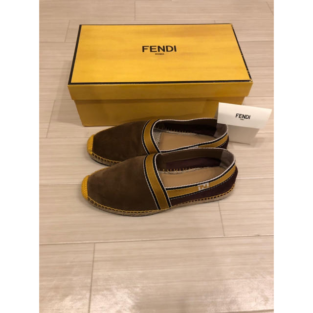 FENDI(フェンディ)の値下げ　フェンディ モカシン　スリッポン　メンズ　slip-on エスパドリーユ メンズの靴/シューズ(スリッポン/モカシン)の商品写真