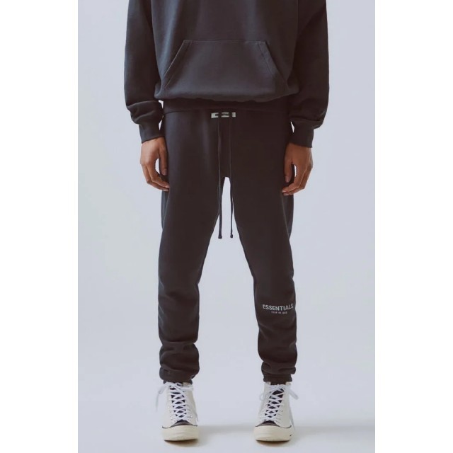 FEAR OF GOD(フィアオブゴッド)のht5610様専用 ESSENTIALS Black Pants S メンズのトップス(スウェット)の商品写真