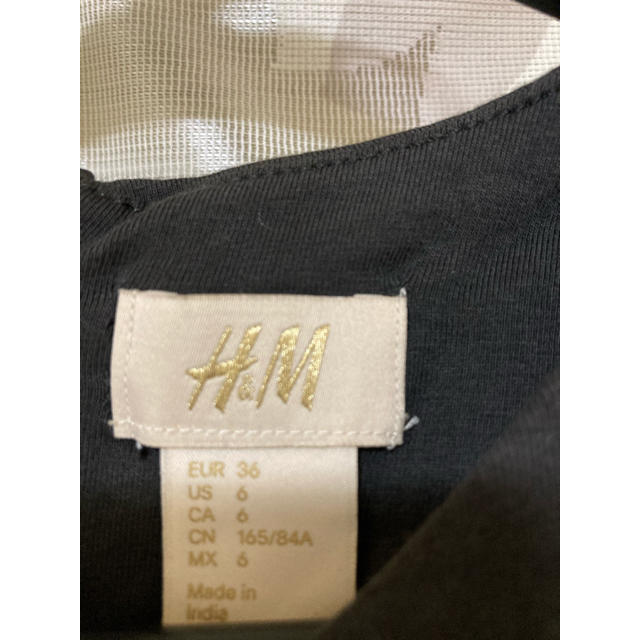 H&M(エイチアンドエム)のタイトワンピース レディースのワンピース(ミニワンピース)の商品写真