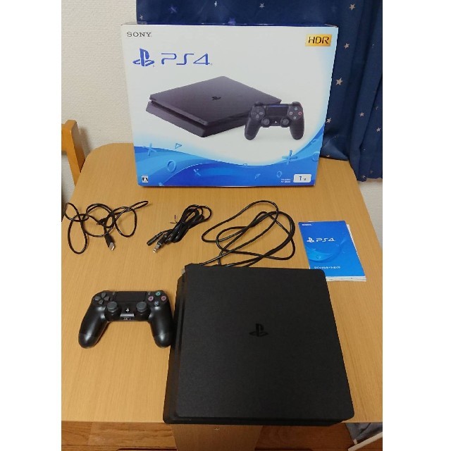 SONY PlayStation4 本体 【1TB】 CUH-2200BB01