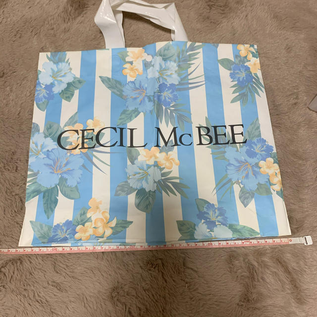 CECIL McBEE(セシルマクビー)のセシルマクビー　ショップ袋 レディースのバッグ(ショップ袋)の商品写真