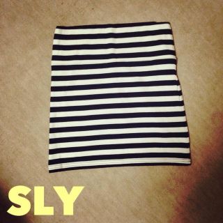 スライ(SLY)のＳＬＹ✡ タイトスカート(ひざ丈スカート)