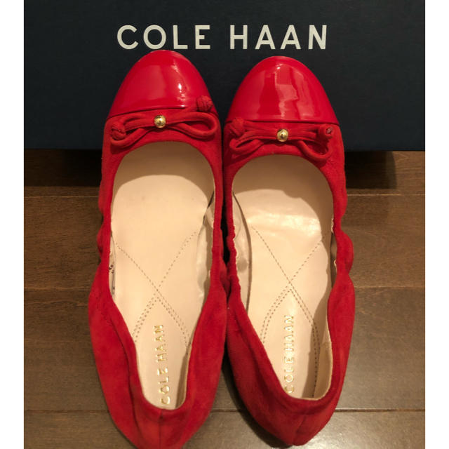 Cole Haan(コールハーン)のコールハーン　バレーシューズ　リボン　スエード レディースの靴/シューズ(ハイヒール/パンプス)の商品写真