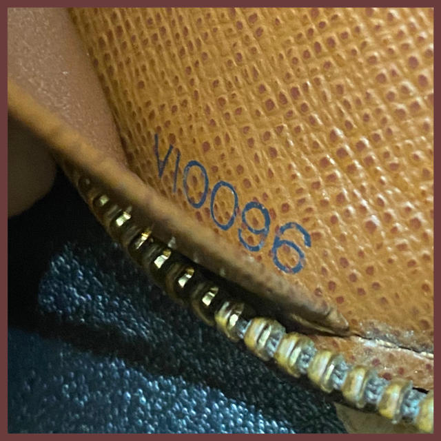 LOUIS VUITTON(ルイヴィトン)のルイヴィトン　財布 メンズのファッション小物(長財布)の商品写真