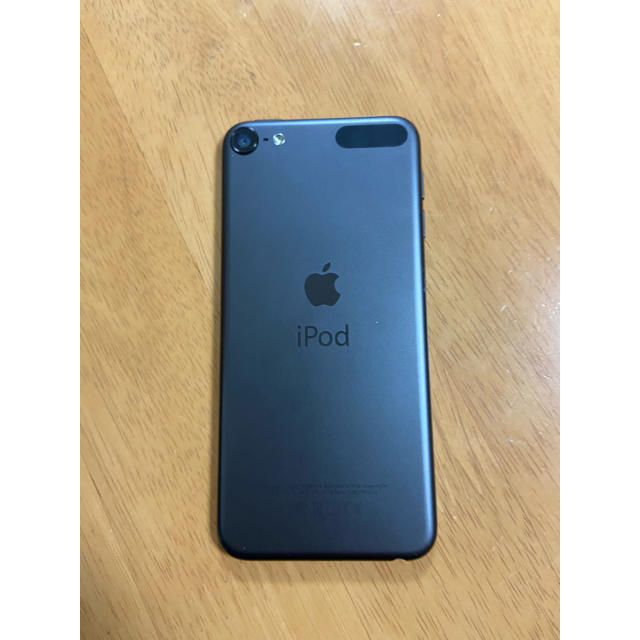 iPod touch(アイポッドタッチ)のiPod touch (第6世代) 32G ブラック スマホ/家電/カメラのオーディオ機器(ポータブルプレーヤー)の商品写真