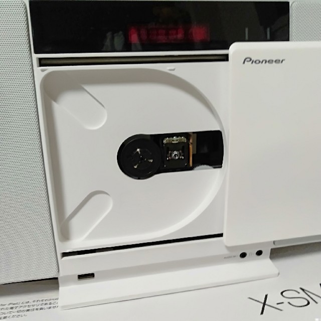HOT新作 Pioneer スタイリッシュ CDミニコンポの通販 by bitaminb's shop｜パイオニアならラクマ - Pioneer X-SMC01BT-W 豊富な好評