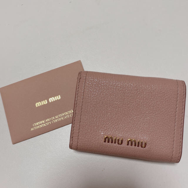 miumiu(ミュウミュウ)のミュウミュウ 財布 レディースのファッション小物(財布)の商品写真