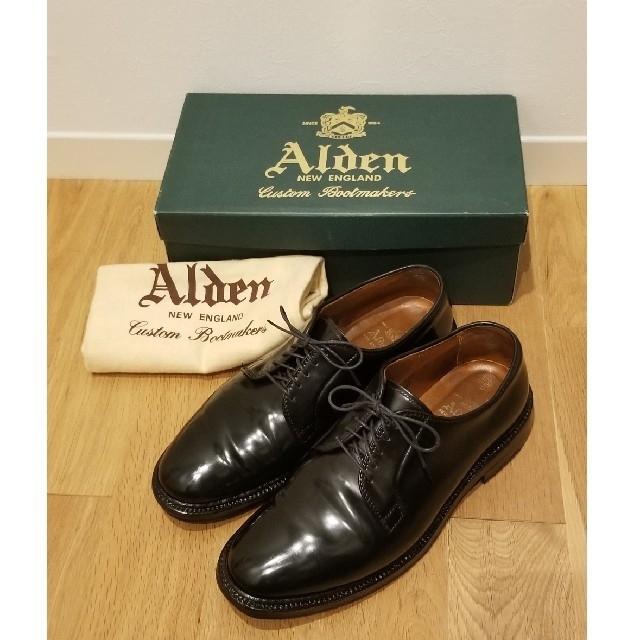 Alden(オールデン)のタニー様専用Alden 9901 オールデン コードバン プレーントゥ メンズの靴/シューズ(ドレス/ビジネス)の商品写真