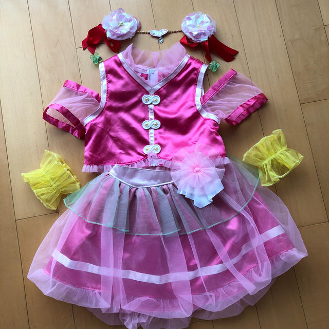 BANDAI(バンダイ)のプリキュア キュアエールコスチューム アクセサリーセット付き エンタメ/ホビーのコスプレ(衣装一式)の商品写真