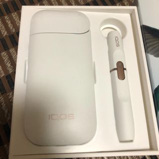 アイコス(IQOS)のIQOS2.4 Plus キット　中古品(タバコグッズ)