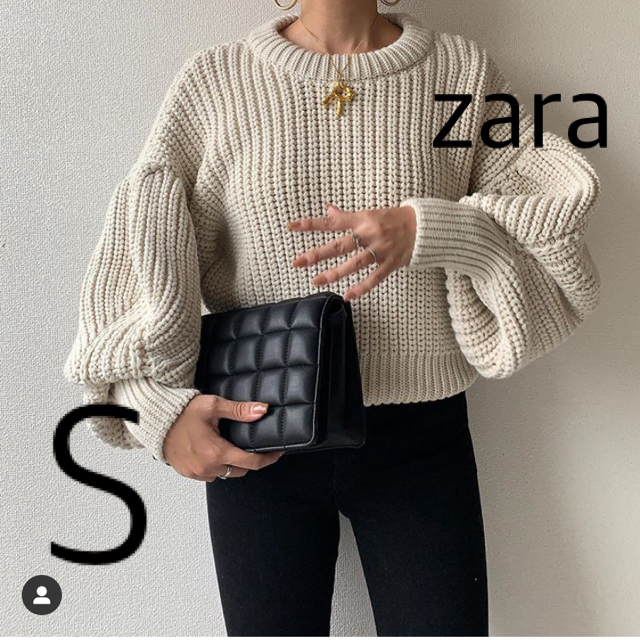 ZARA パフスリーブニット　Sトップス