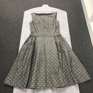 フォクシー(FOXEY)の希少42 サイズ　グレードットワンピース(ひざ丈ワンピース)