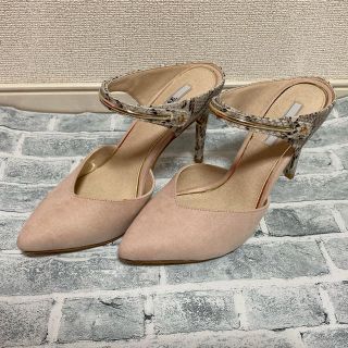 アールアンドイー(R&E)のパンプス ピンヒール 24.5cm R&E ピンクベージュ(ハイヒール/パンプス)