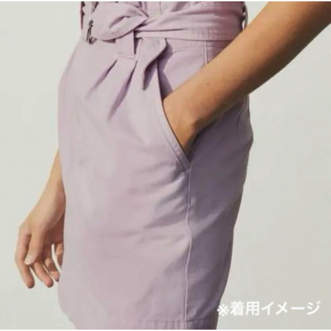 H&M(エイチアンドエム)のＨ＆Ｍベルト付きピンクスカート レディースのスカート(ミニスカート)の商品写真
