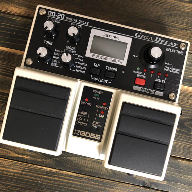 BOSS DD-20 GIGA DELAY