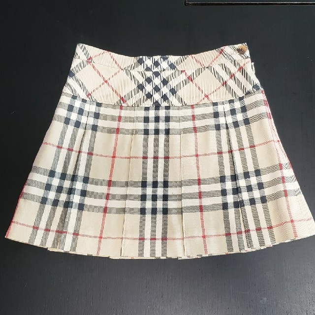 BURBERRY(バーバリー)の新品❗BURBERRYノバチェックプリーツスカート キッズ/ベビー/マタニティのキッズ服女の子用(90cm~)(スカート)の商品写真