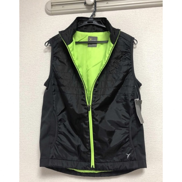 Old Navy(オールドネイビー)の新品　OLD NAVY ACTIVE ベスト　XL/TG14-16 キッズ/ベビー/マタニティのキッズ服女の子用(90cm~)(ジャケット/上着)の商品写真