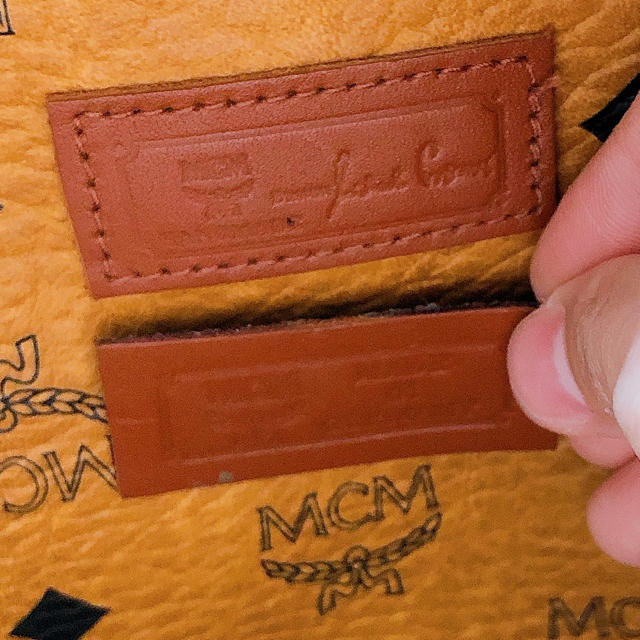 MCM(エムシーエム)のmcm レディースのバッグ(ハンドバッグ)の商品写真