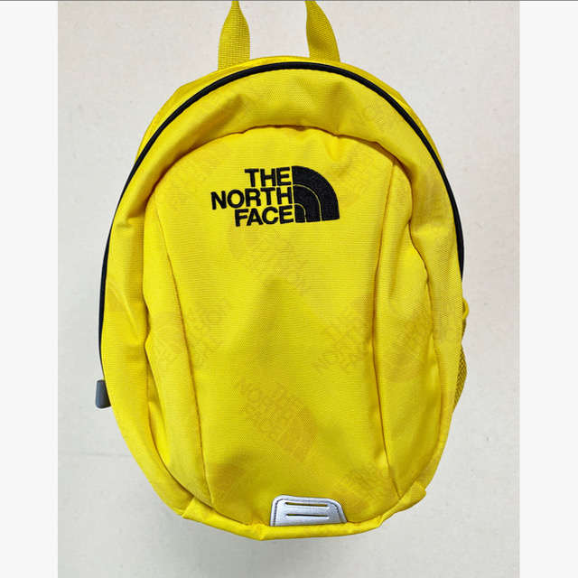 THE NORTH FACE(ザノースフェイス)のノースフェイス　キッズリュック8L キッズ/ベビー/マタニティのこども用バッグ(リュックサック)の商品写真