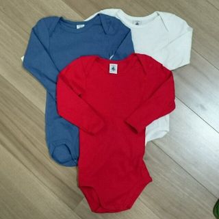 プチバトー(PETIT BATEAU)のプチバトー♡ロンパース３枚セット24m(Tシャツ/カットソー)