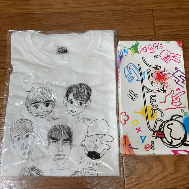 ジャニーズWEST(ジャニーズウエスト)のジャニーズWEST Tシャツ エンタメ/ホビーのタレントグッズ(アイドルグッズ)の商品写真