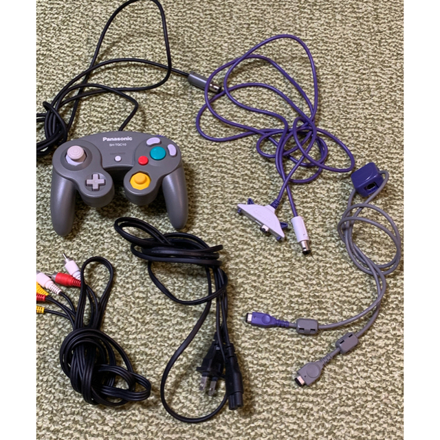 任天堂(ニンテンドウ)の希少  GAMECUBE Panasonic　本体 エンタメ/ホビーのゲームソフト/ゲーム機本体(家庭用ゲーム機本体)の商品写真