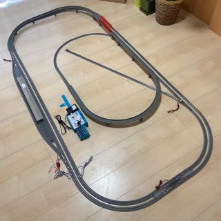 カトー(KATO`)のNゲージ KATO  単線×複線レイアウト ホーム用待避 高架線 入換線 両渡り(鉄道模型)