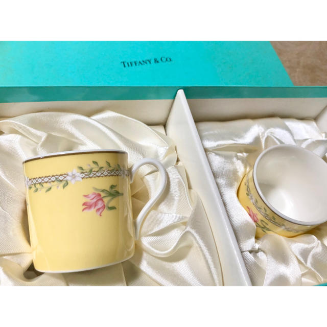 Tiffany & Co.(ティファニー)の新品　ティファニー  デミタスカップ　ソーサー　食器　ペア インテリア/住まい/日用品のキッチン/食器(グラス/カップ)の商品写真