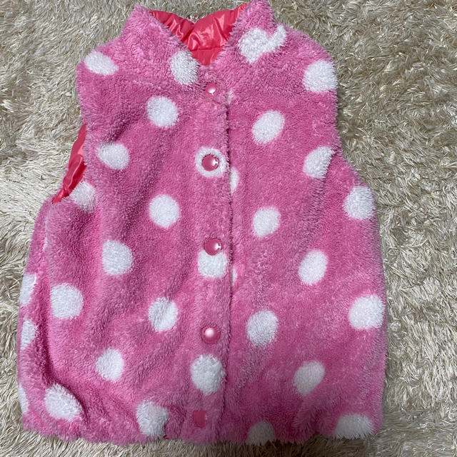 mikihouse(ミキハウス)のミキハウス リバーシブルベスト　美品 キッズ/ベビー/マタニティのキッズ服女の子用(90cm~)(ジャケット/上着)の商品写真