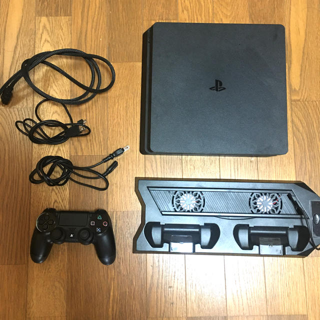 ゲームソフト/ゲーム機本体最新薄型 PlayStation4 CUH-2200A 500GB