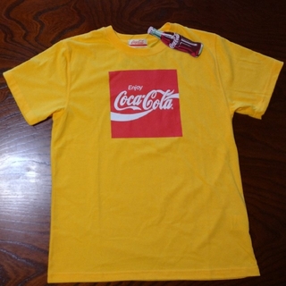 コカコーラ(コカ・コーラ)の新品タグ付き！    コカ・コーラ Tシャツ   M    イエロー   メンズ(Tシャツ/カットソー(半袖/袖なし))