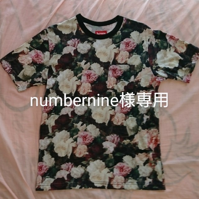 Supreme(シュプリーム)のnumbernine様専用 Supreme Tシャツ 花柄 S メンズのトップス(Tシャツ/カットソー(半袖/袖なし))の商品写真