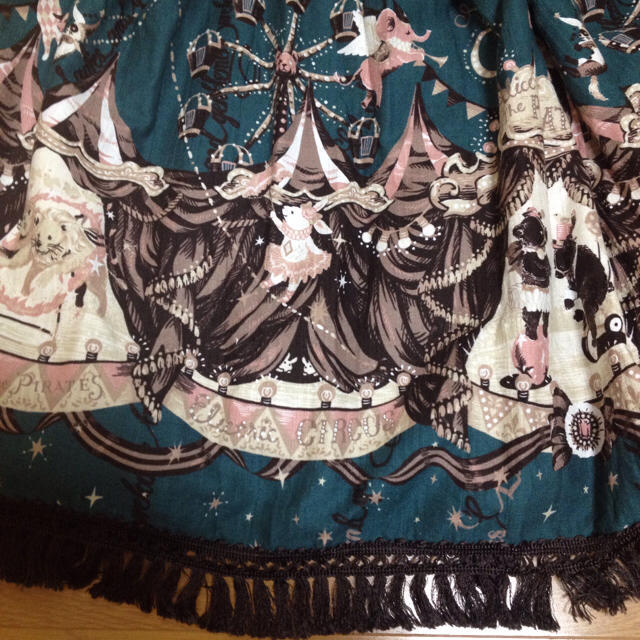 ALICE and the PIRATES(アリスアンドザパイレーツ)のエレクトリックサァカス柄スカート レディースのスカート(ひざ丈スカート)の商品写真