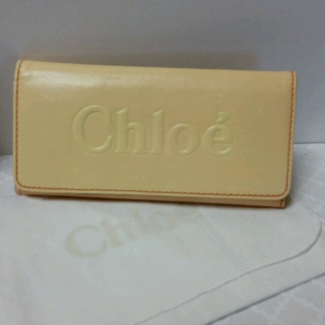 《Chloe》ラムレザー 二ツ折り長財布