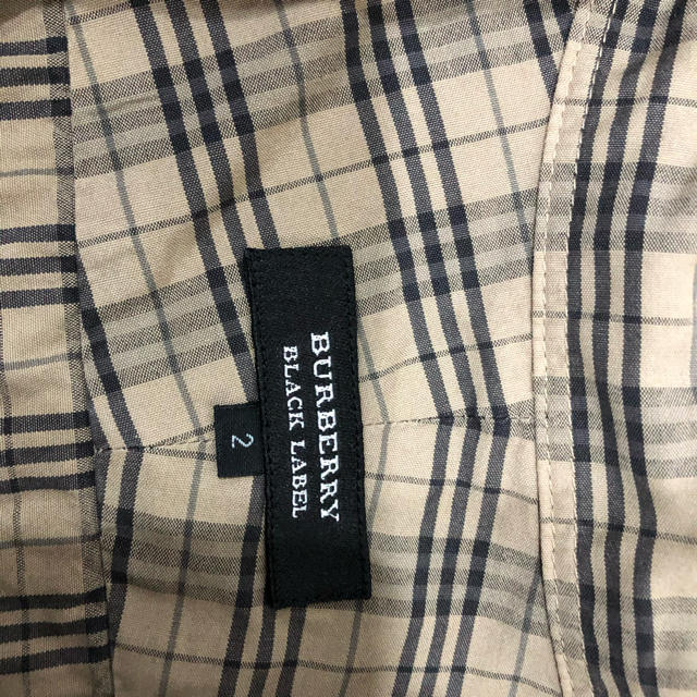 BURBERRY BLACK LABEL(バーバリーブラックレーベル)の新品同様　サイズM  Burberry バーバリー チェック柄 メンズのトップス(シャツ)の商品写真