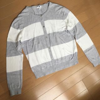 ユニクロ(UNIQLO)のカーディガン(カーディガン)